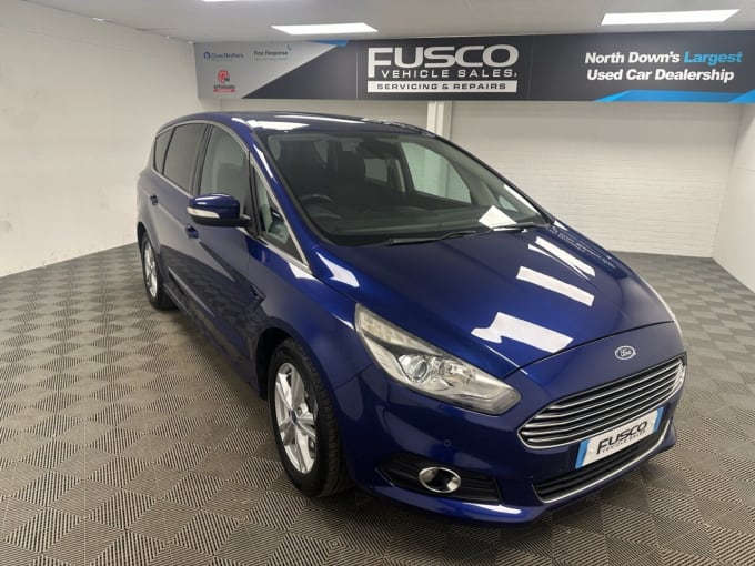 2025 Ford S-max