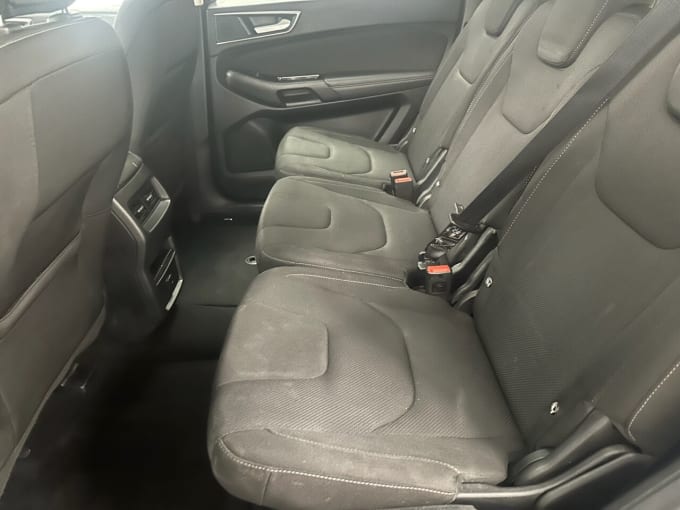 2025 Ford S-max