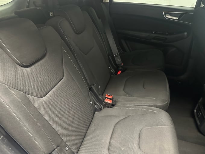2025 Ford S-max