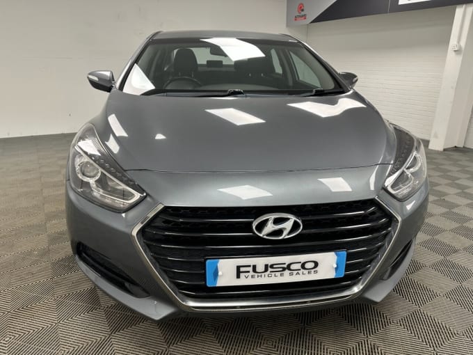 2025 Hyundai I40