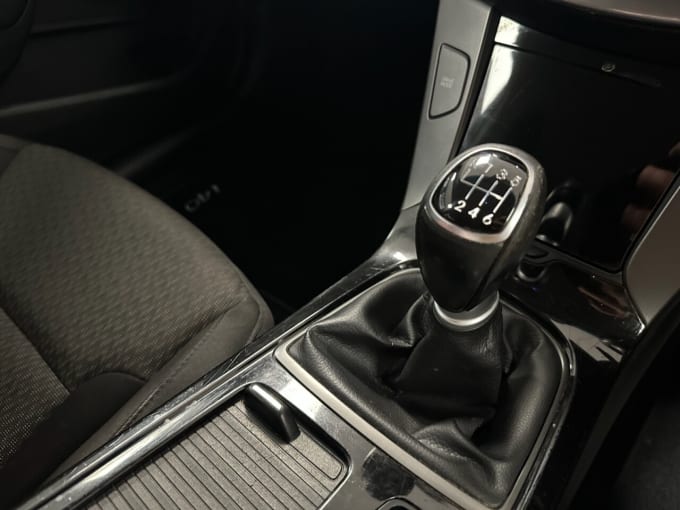 2025 Hyundai I40