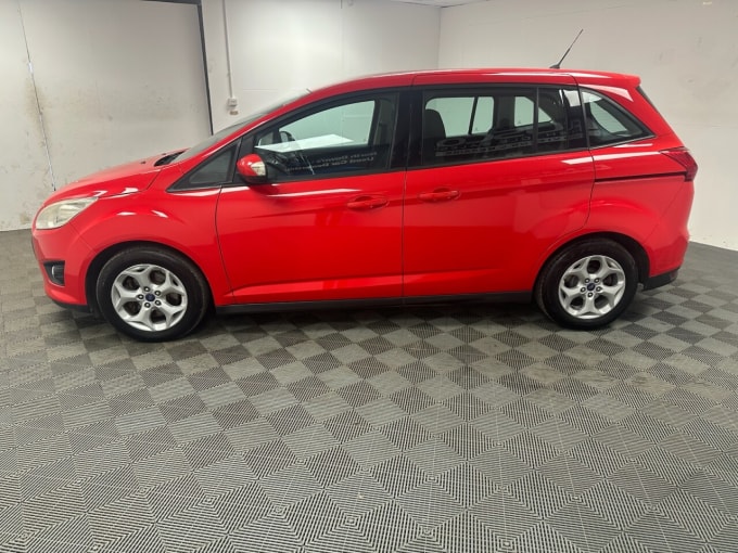2025 Ford Grand C-max