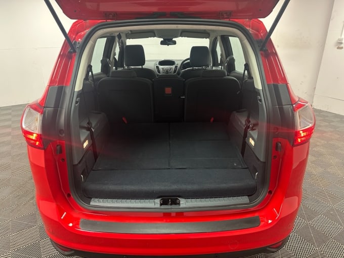 2025 Ford Grand C-max