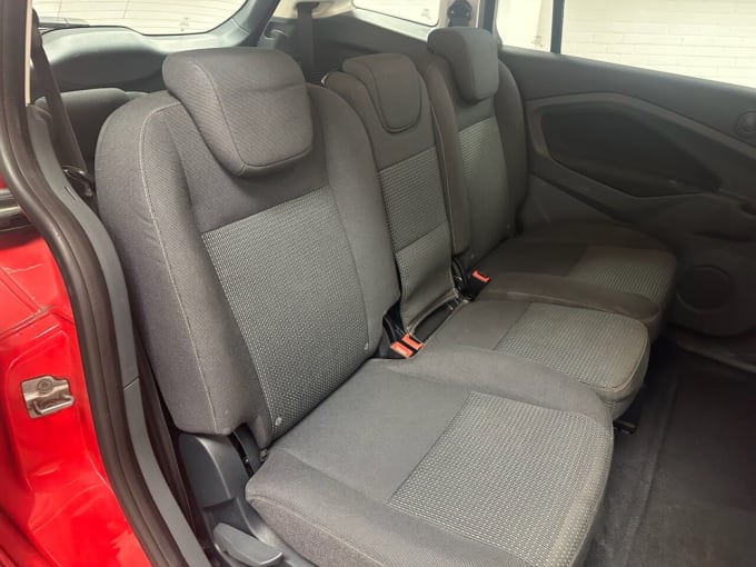 2025 Ford Grand C-max