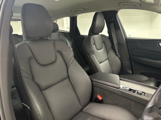 2025 Volvo Xc60