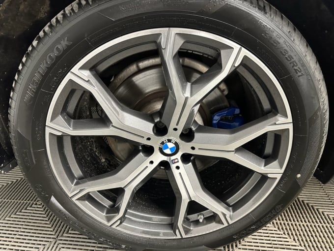 2025 BMW X5