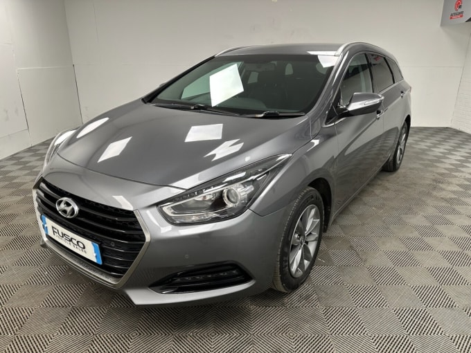 2025 Hyundai I40