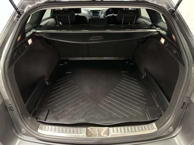 2025 Hyundai I40