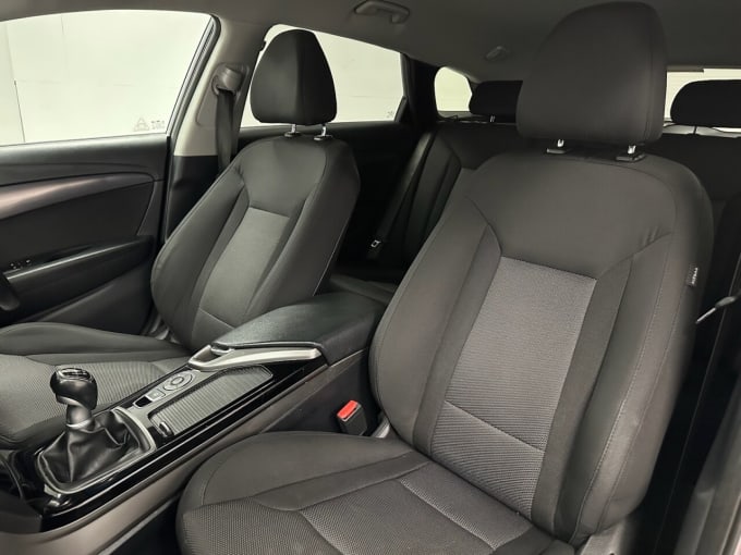 2025 Hyundai I40