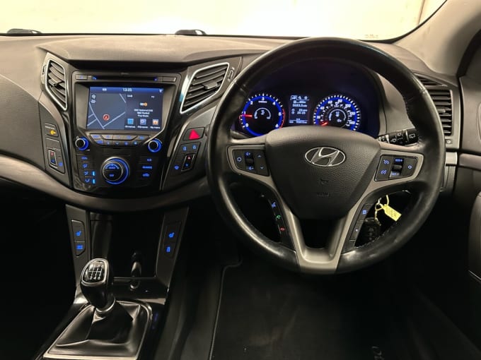 2025 Hyundai I40