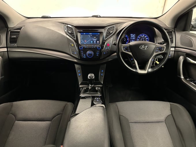 2025 Hyundai I40