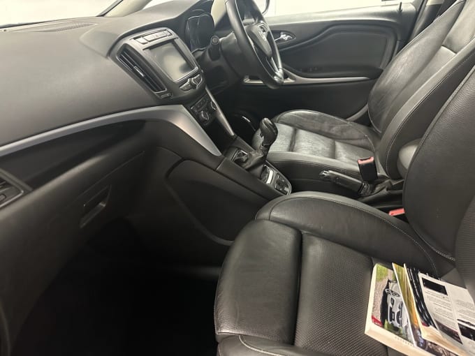 2025 Vauxhall Zafira Tourer