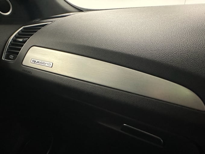 2025 Audi Sq5