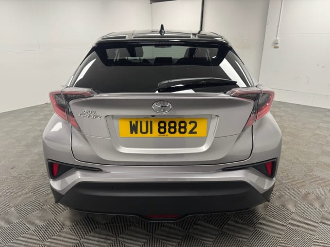 2025 Toyota C-hr