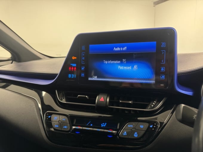 2025 Toyota C-hr