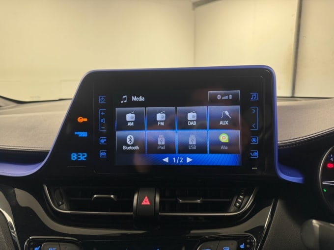 2025 Toyota C-hr