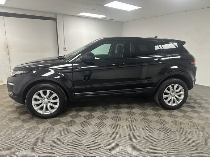 2025 Land Rover Range Rover Evoque