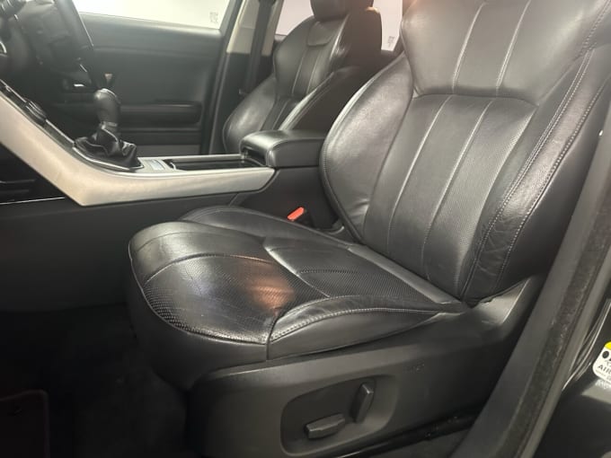 2025 Land Rover Range Rover Evoque