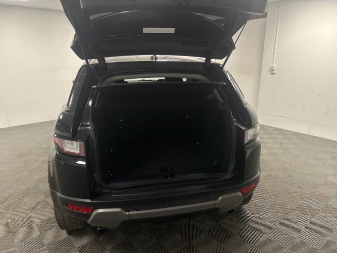 2025 Land Rover Range Rover Evoque