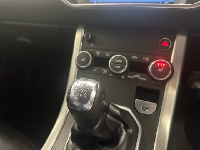 2025 Land Rover Range Rover Evoque