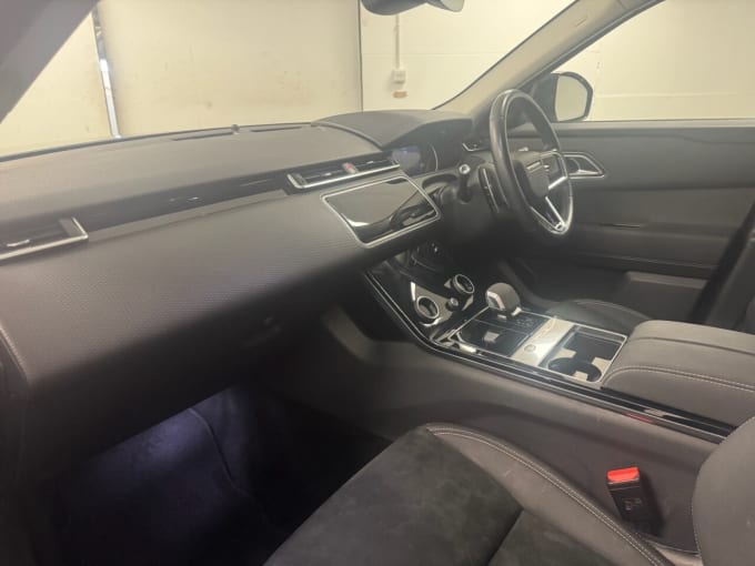 2025 Land Rover Range Rover Velar