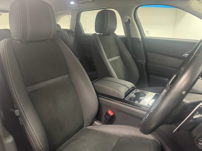 2025 Land Rover Range Rover Velar
