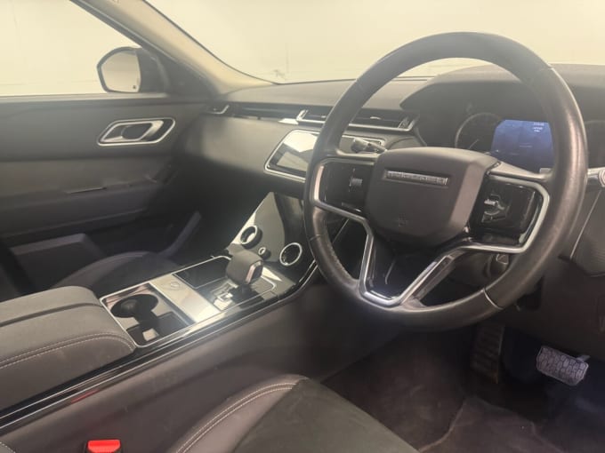 2025 Land Rover Range Rover Velar