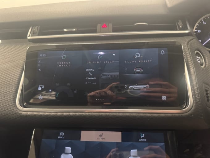 2025 Land Rover Range Rover Velar