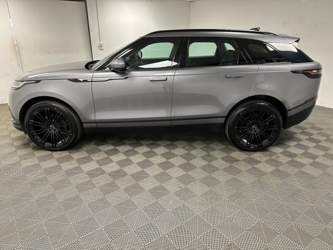 2025 Land Rover Range Rover Velar