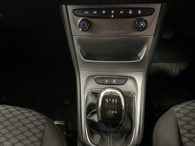 2025 Vauxhall Astra