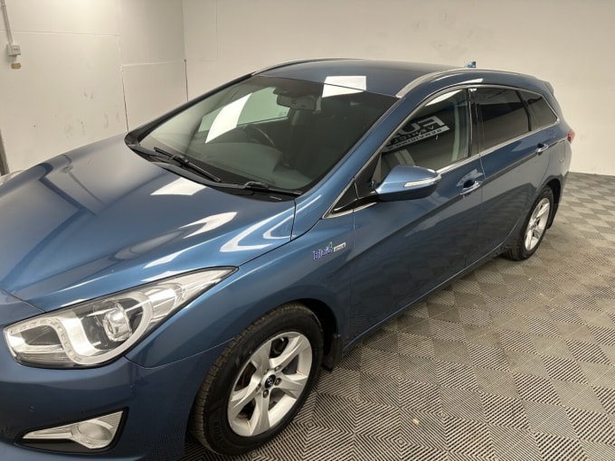 2025 Hyundai I40