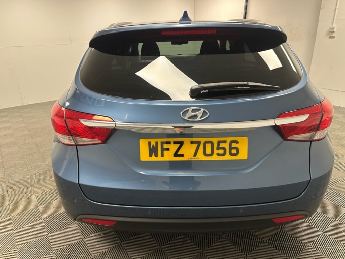 2025 Hyundai I40