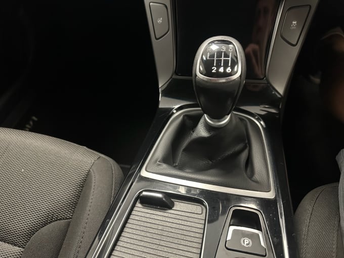 2025 Hyundai I40