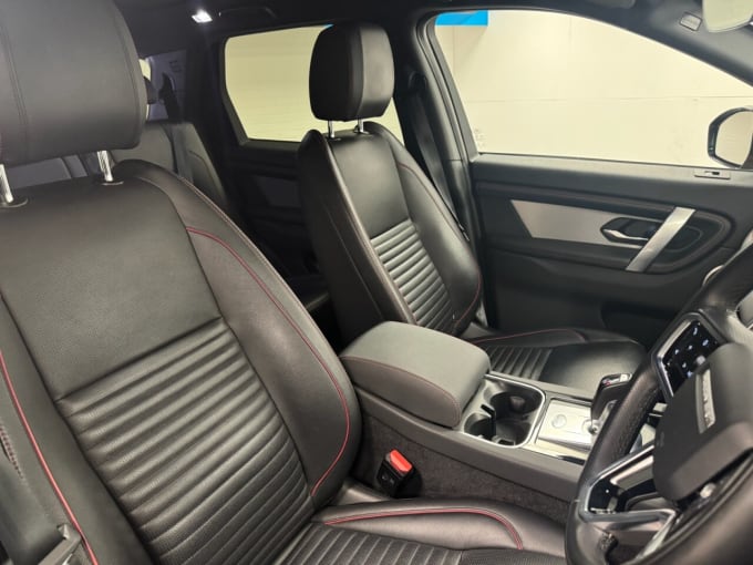 2025 Land Rover Discovery Sport