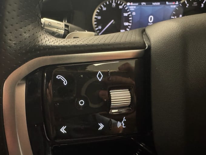 2025 Land Rover Discovery Sport