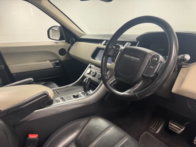2025 Land Rover Range Rover Sport