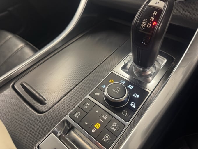 2025 Land Rover Range Rover Sport