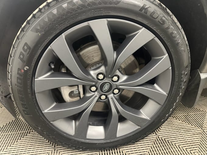 2025 Land Rover Discovery Sport