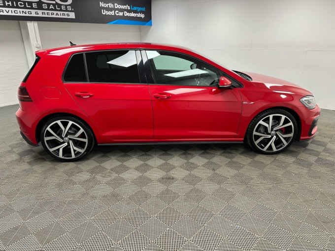 2025 Volkswagen Golf