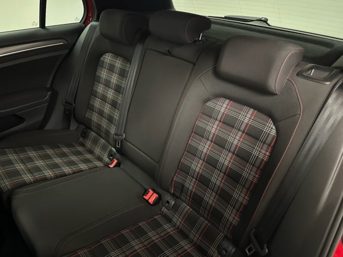 2025 Volkswagen Golf