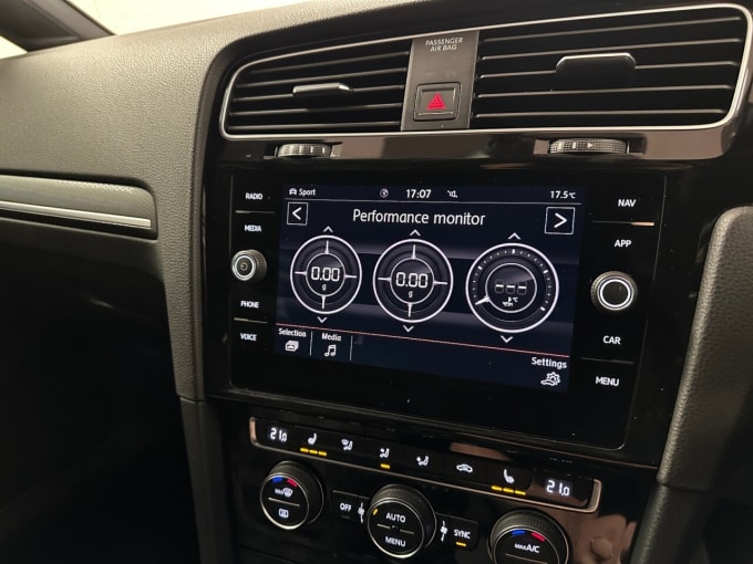 2025 Volkswagen Golf
