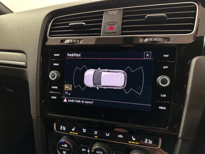 2025 Volkswagen Golf