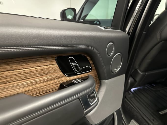 2025 Land Rover Range Rover