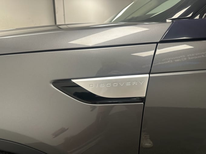 2025 Land Rover Discovery