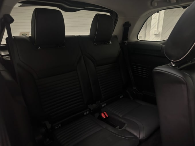 2025 Land Rover Discovery