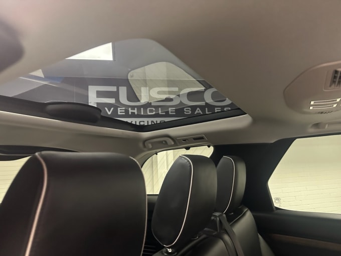 2025 Land Rover Discovery