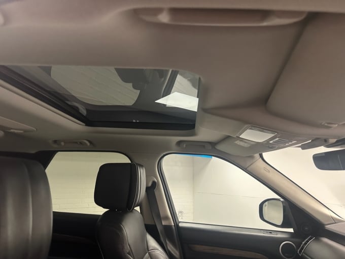 2025 Land Rover Discovery