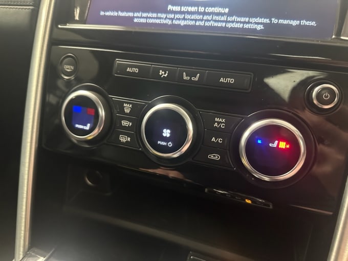 2025 Land Rover Discovery
