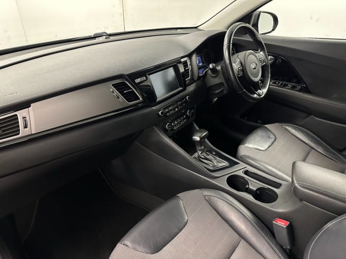 2025 Kia Niro