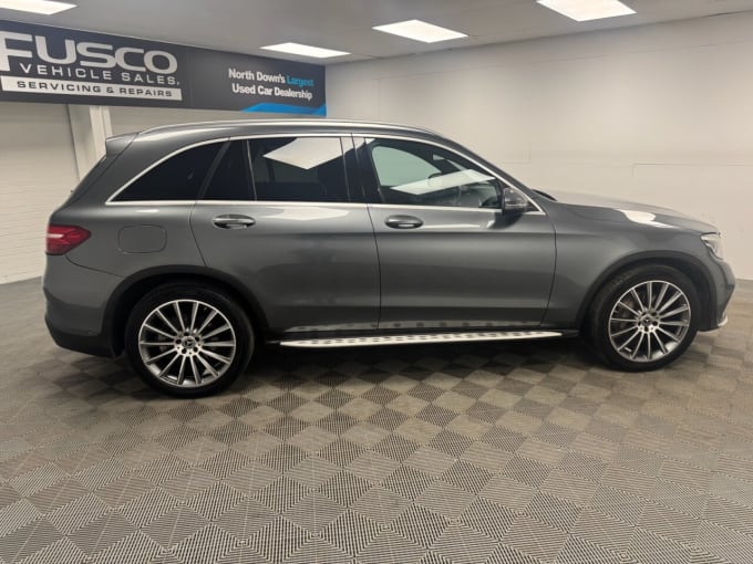 2025 Mercedes-benz Glc
